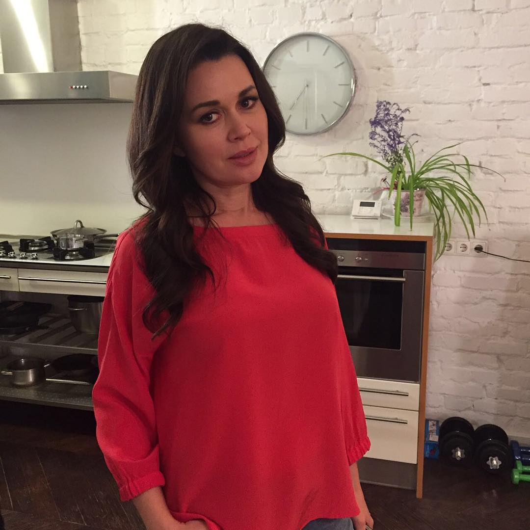 Поставлен неверный диагноз: чем на самом деле больна Заворотнюк